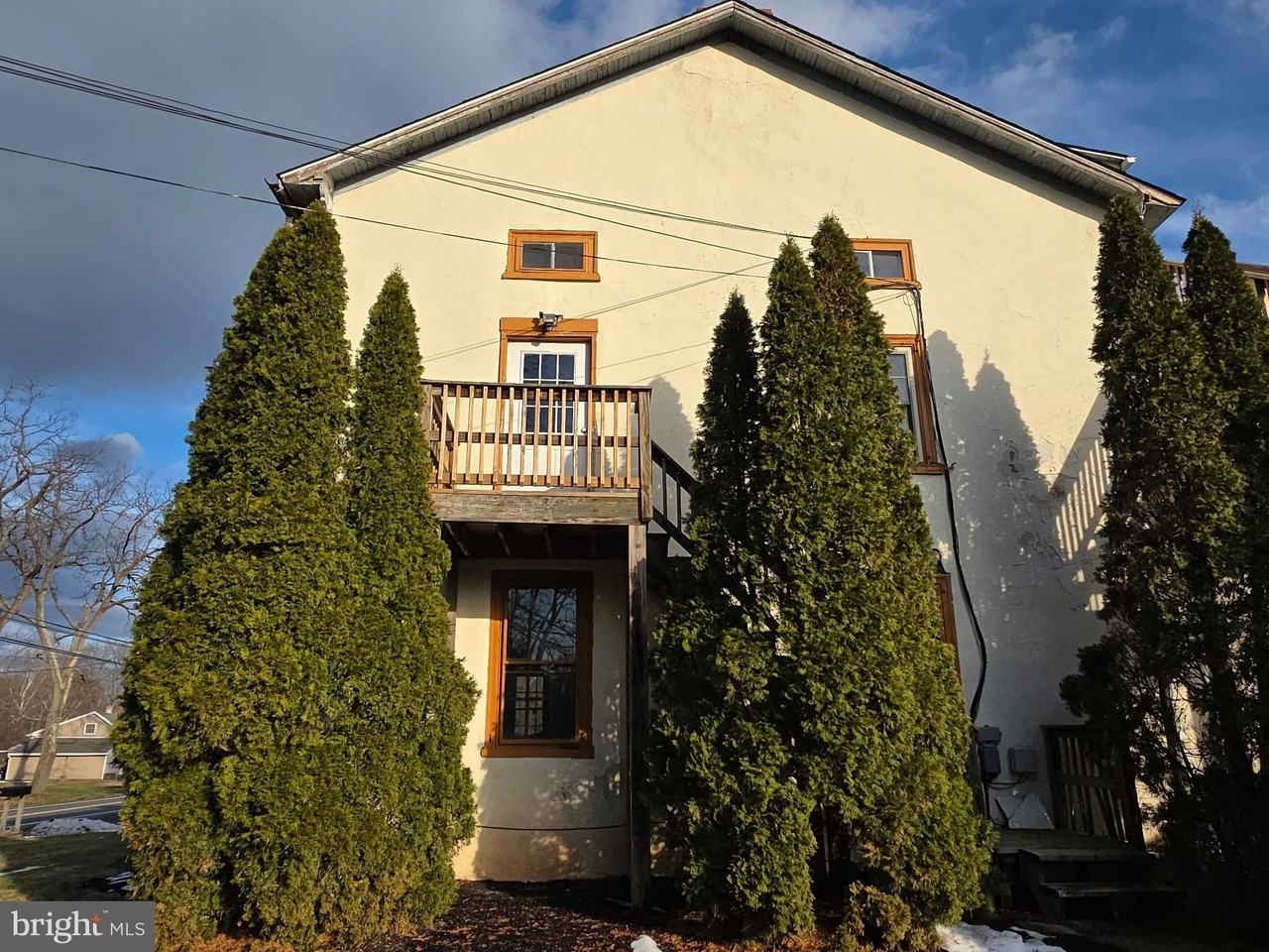 2022 E Main St Unit 2 - Photo 3 of 22