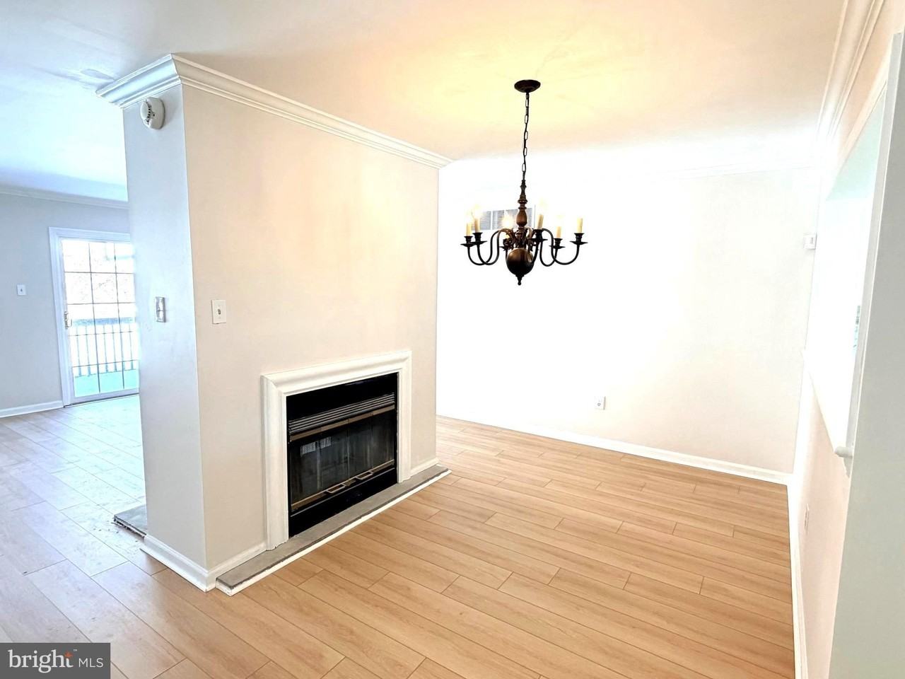 2305 Westfield Ct Unit 2305 #2305 - Photo 5 of 20