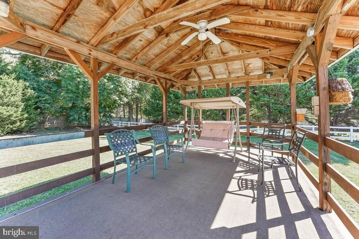 4236 Florida Ave - Photo 6 of 50