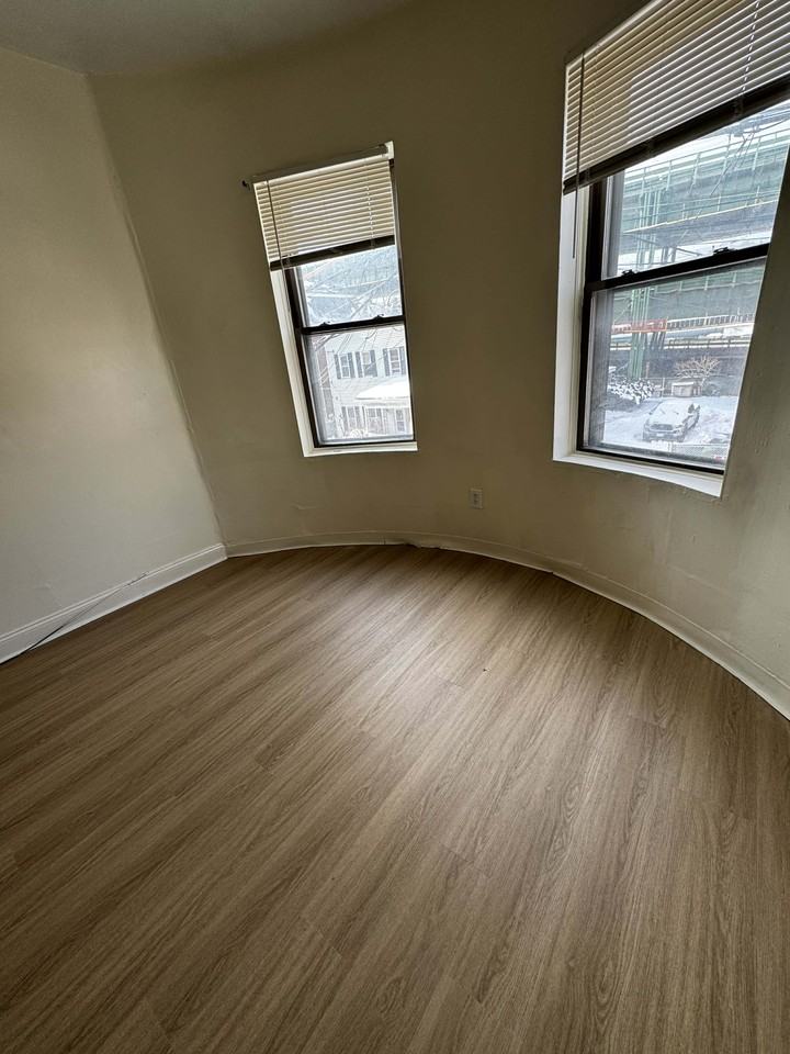 125 Chestnut Street #2 - Photo 7 of 14