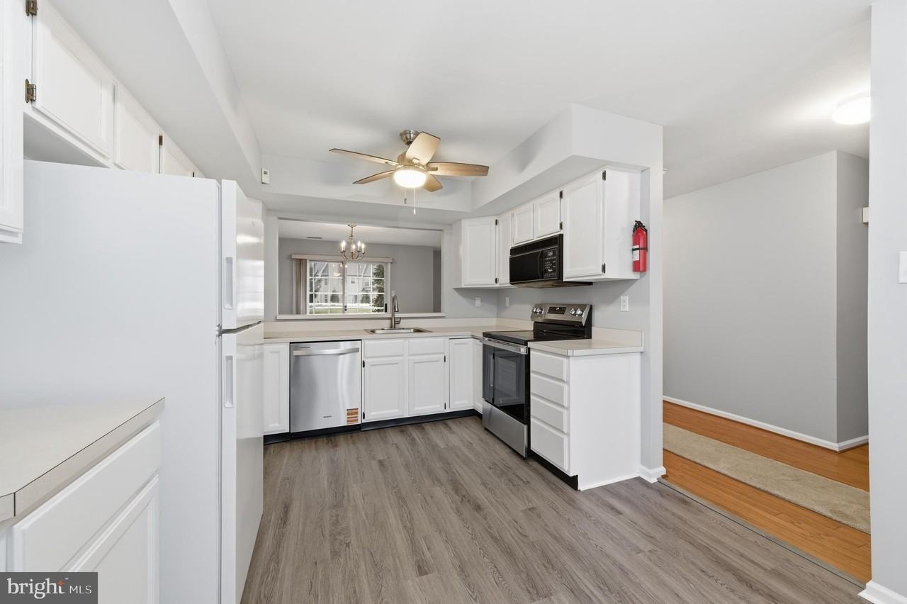 5502 Constitution Ct - Photo 5 of 16