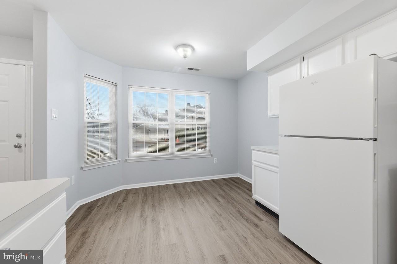 5502 Constitution Ct - Photo 6 of 16