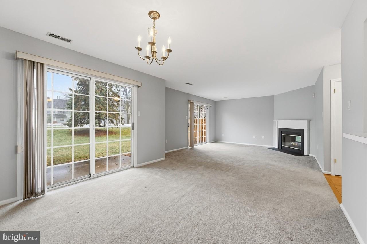 5502 Constitution Ct - Photo 7 of 16