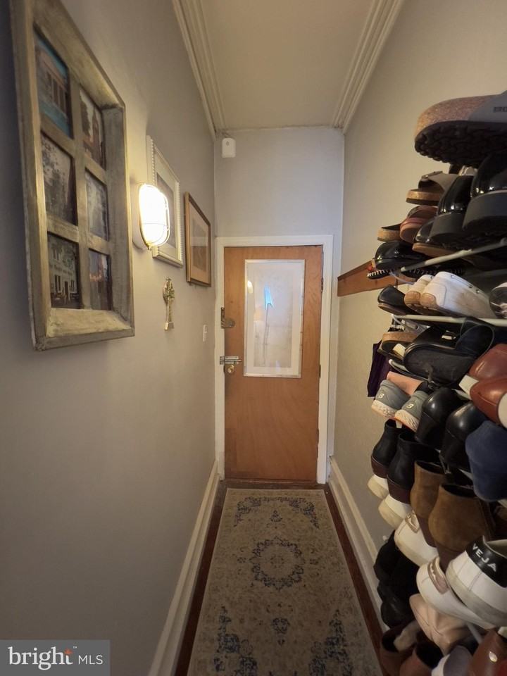 257 S 20th St Apt 2f - Photo 2 of 29