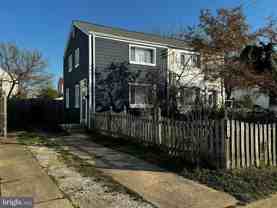 5411 8th Pl S - Photo 1 of 1