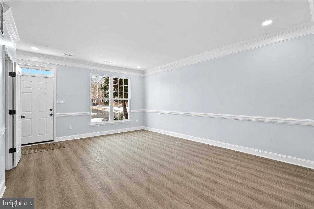 13133 Park Crescent Cir - Photo 6 of 30