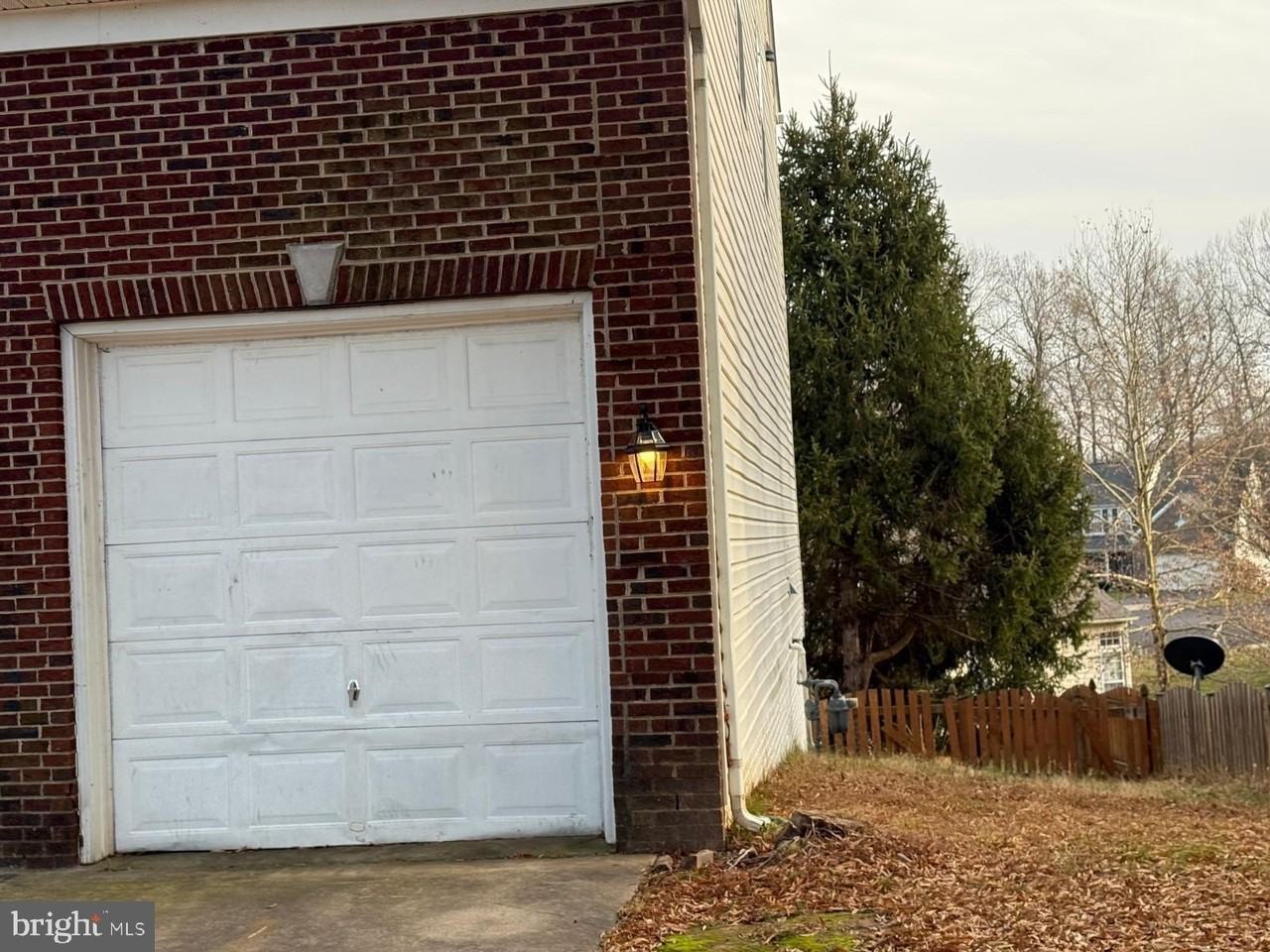 15335 Warm Springs Ln - Photo 2 of 50