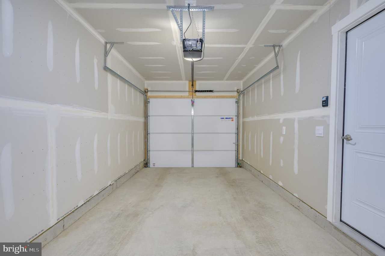 14 Trotting Rd - Photo 7 of 50