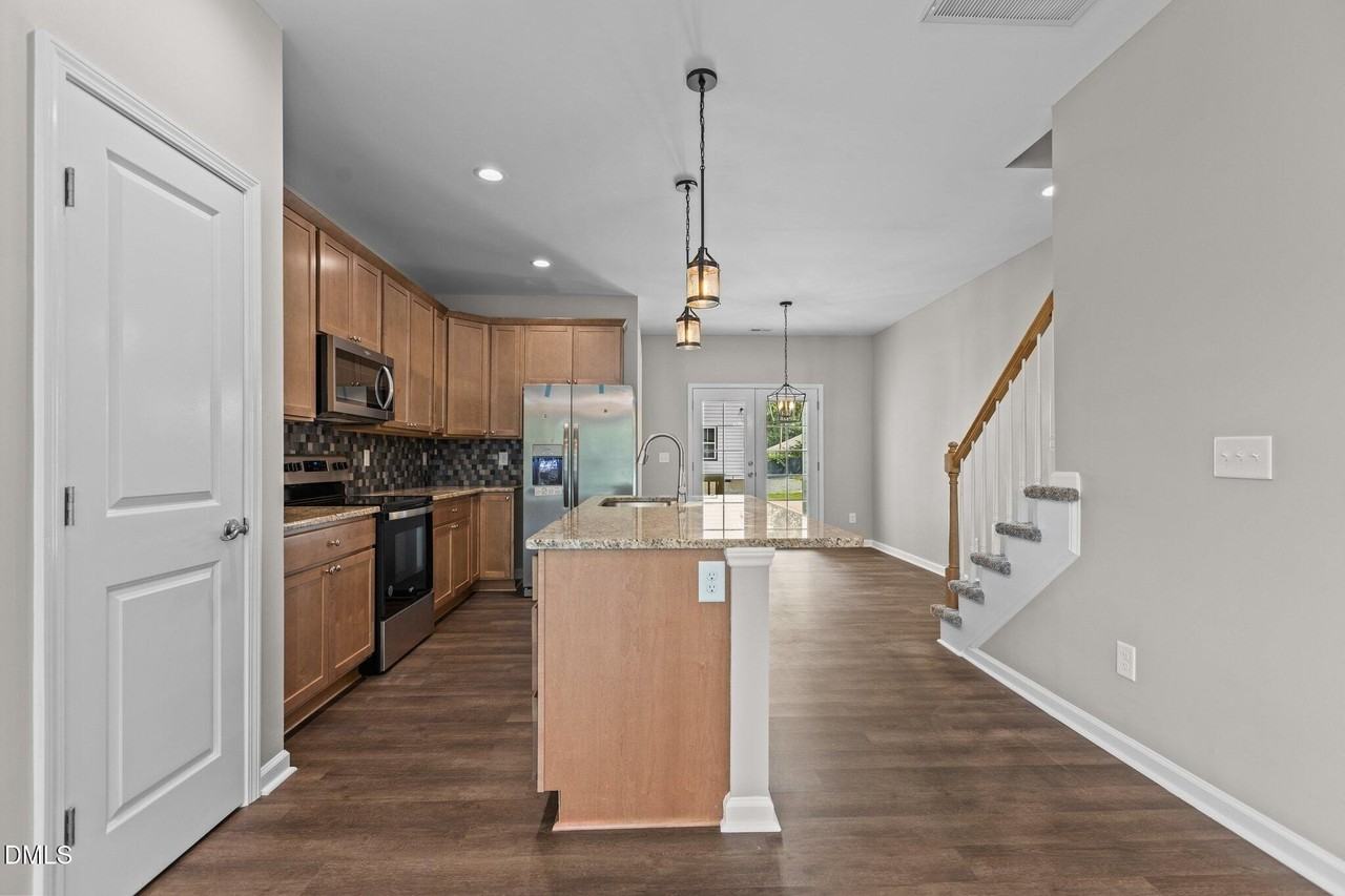 214 N Guthrie Ave Apt B - Photo 5 of 26