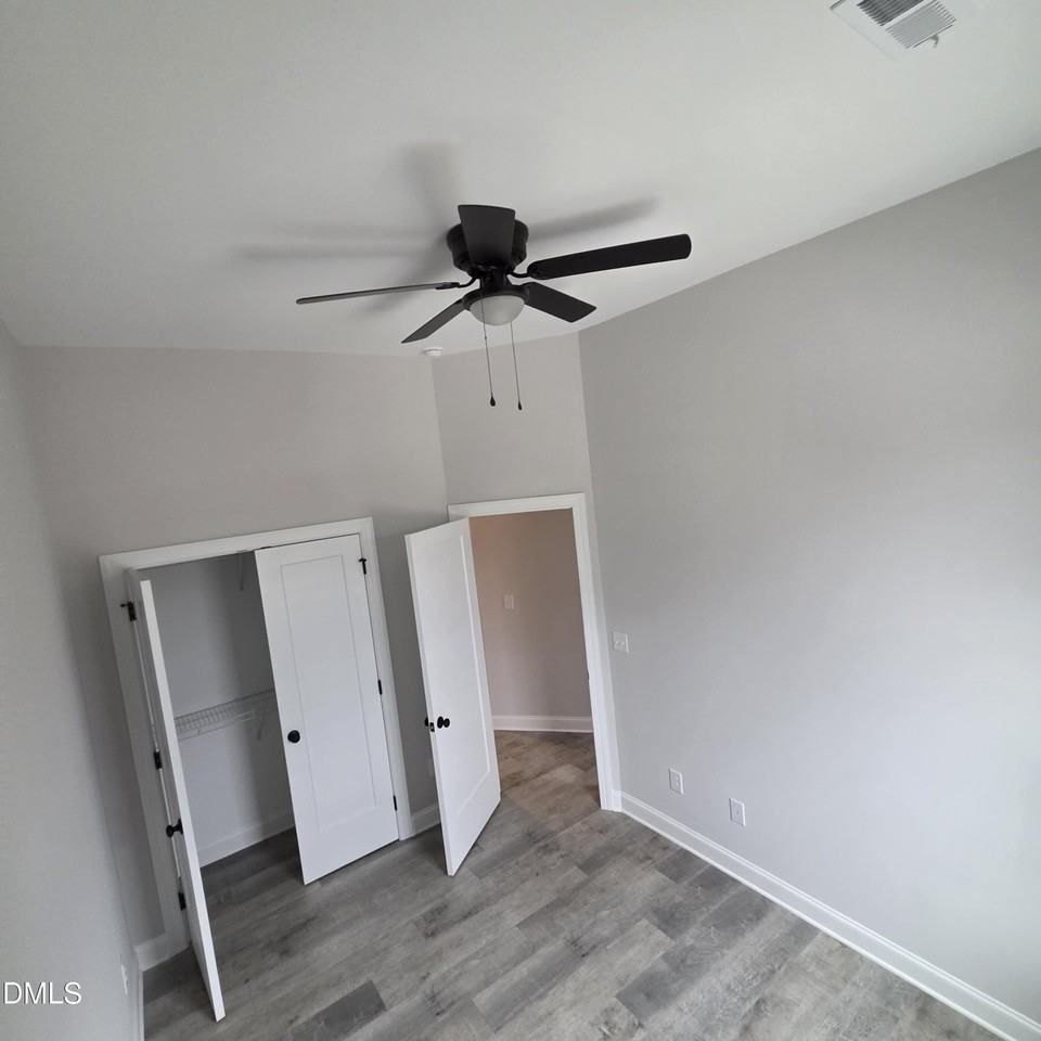 245 N Hickory St - Photo 5 of 5