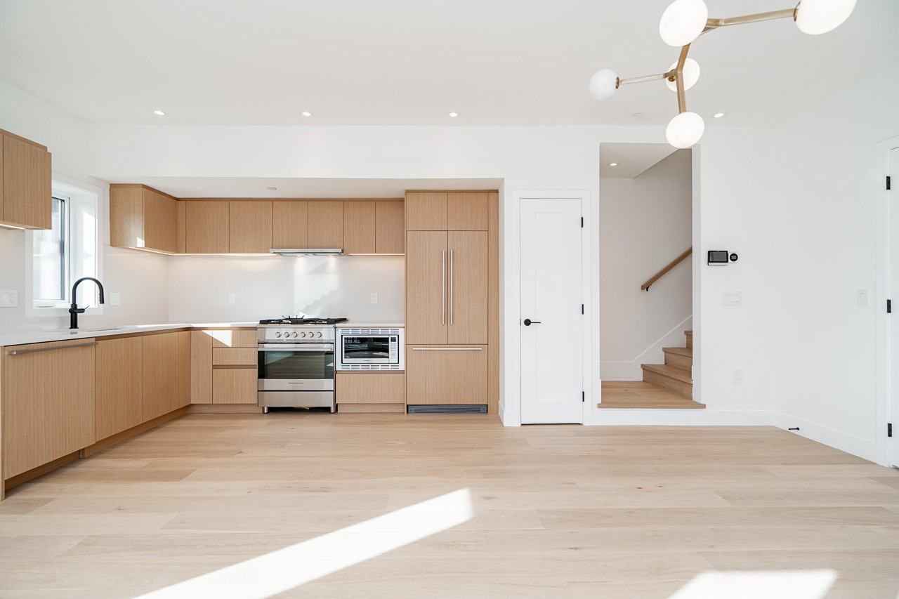 6812 Oak Street #A - Photo 3 of 26