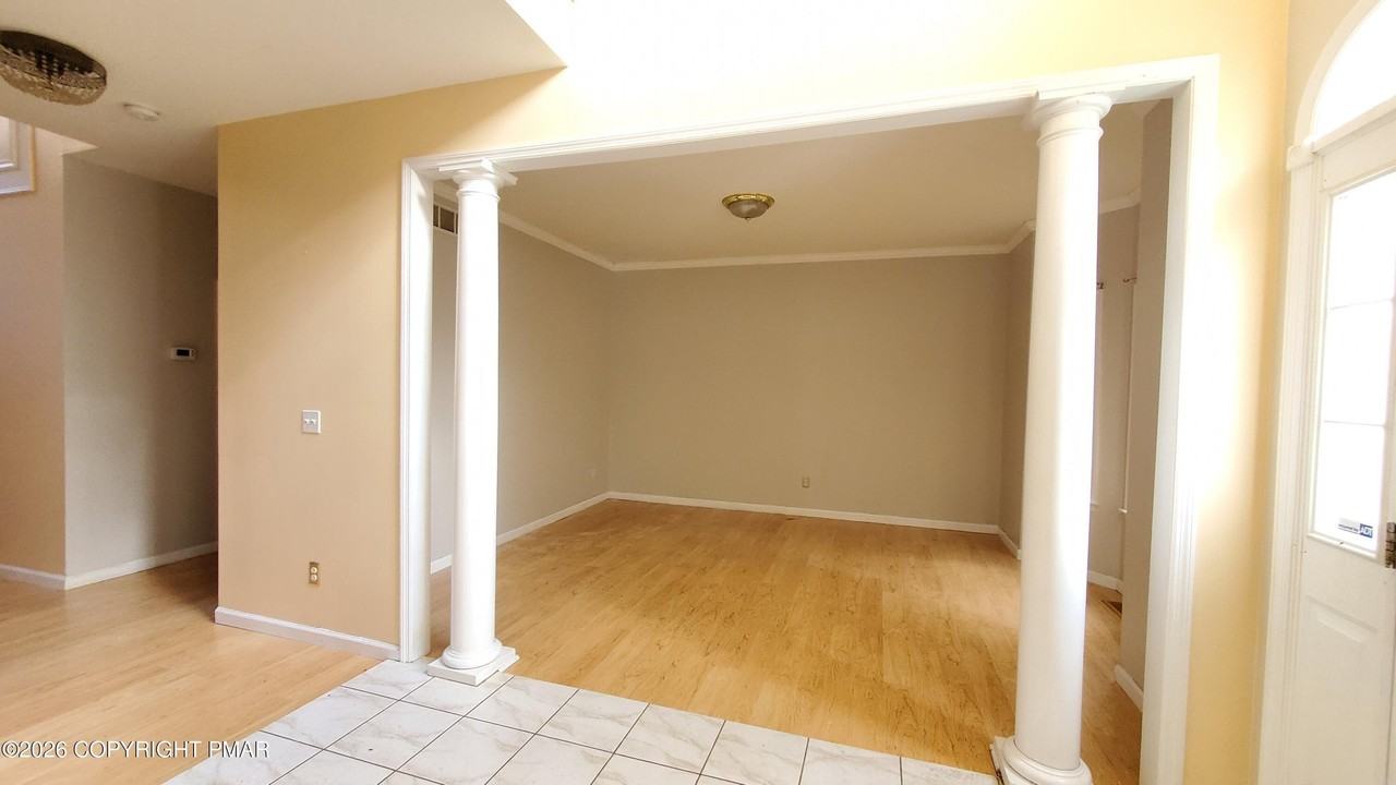 106 Swartsburo Dr - Photo 3 of 21