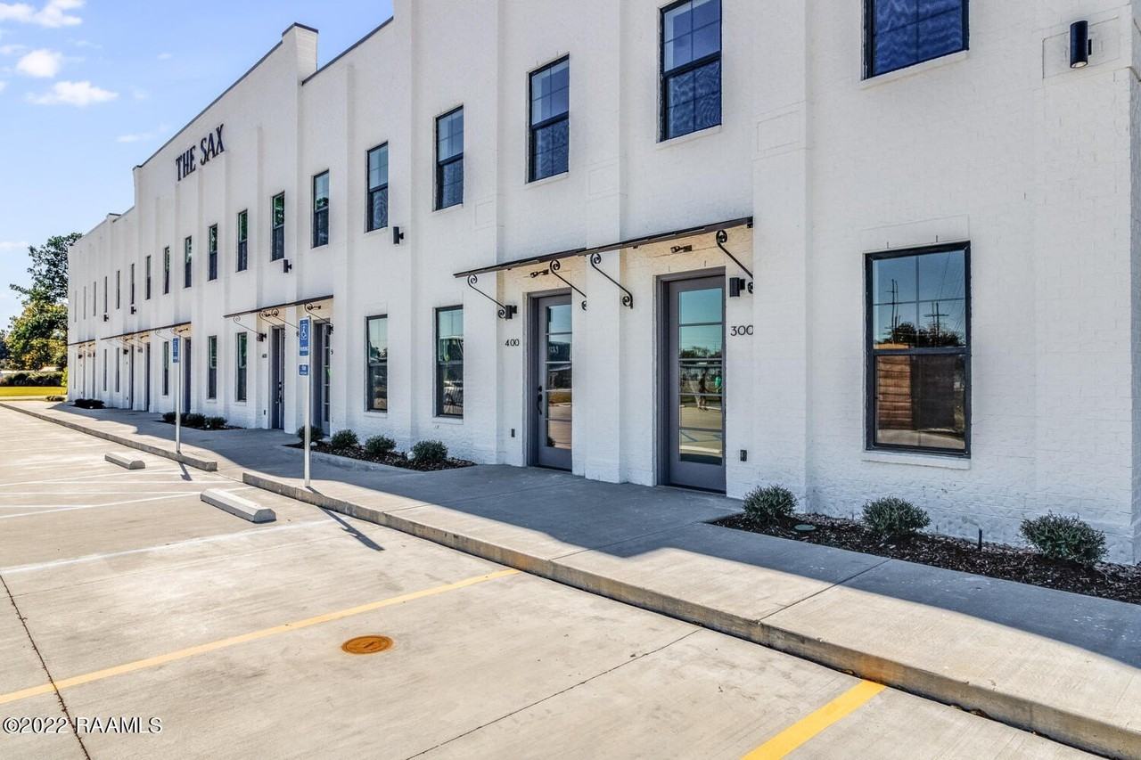 711 E Main St Unit 700 #700 - Photo 2 of 20