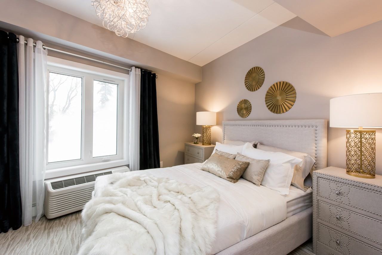 Shangri-La on 4th - Photo 7 of 9