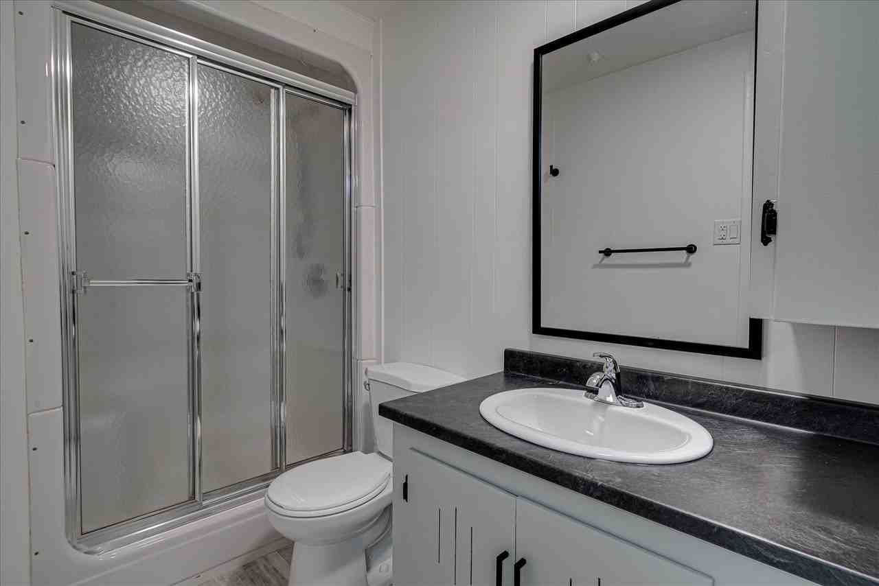 1 Bedroom | 1 Bathroom | Lower Unit 344 Carlton Drive - Photo 3 of 12