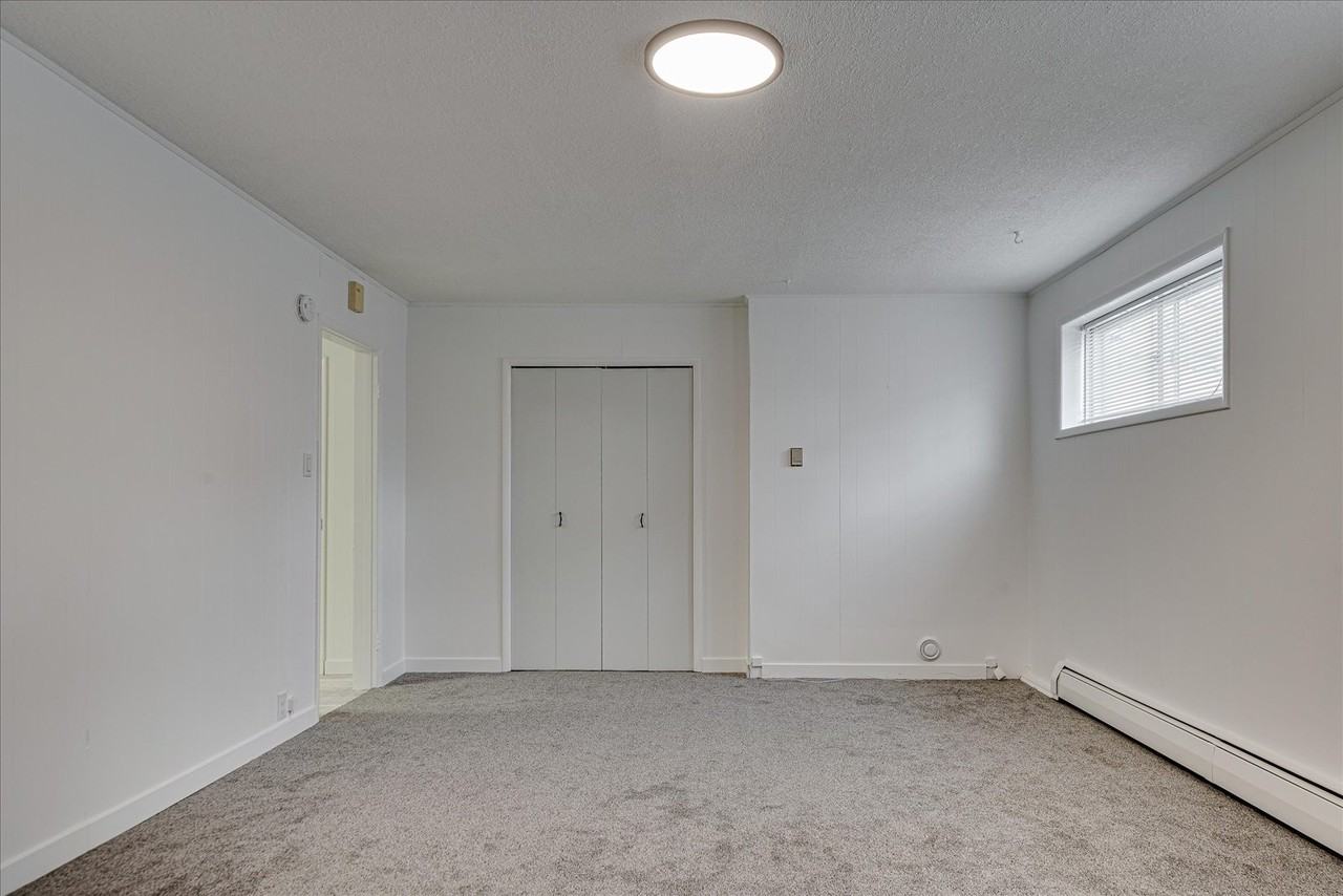 1 Bedroom | 1 Bathroom | Lower Unit 344 Carlton Drive - Photo 6 of 12
