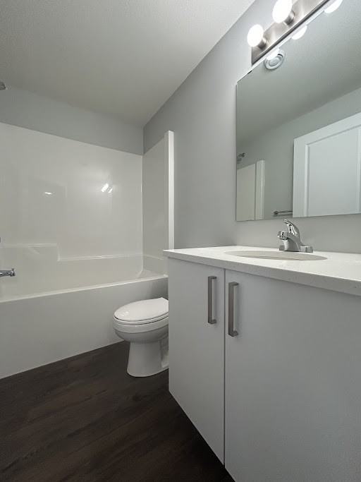 759 Marlatte Cres - Photo 5 of 14