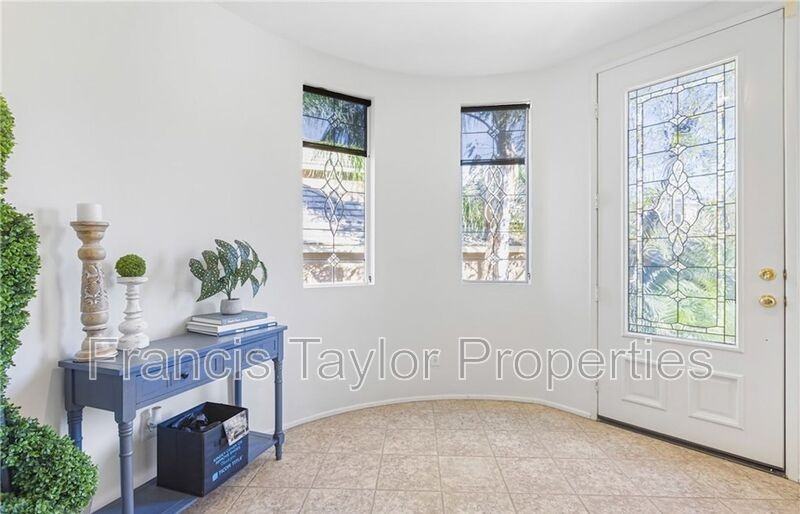 33422 Scarborough Ln - Photo 3 of 32