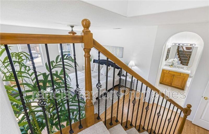 33422 Scarborough Ln - Photo 4 of 32