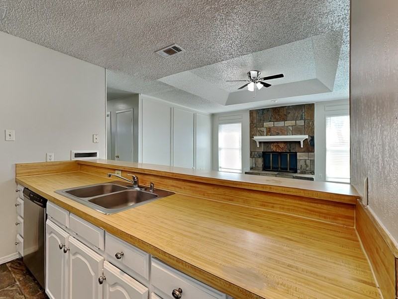 2524 Herring Cir - Photo 6 of 18