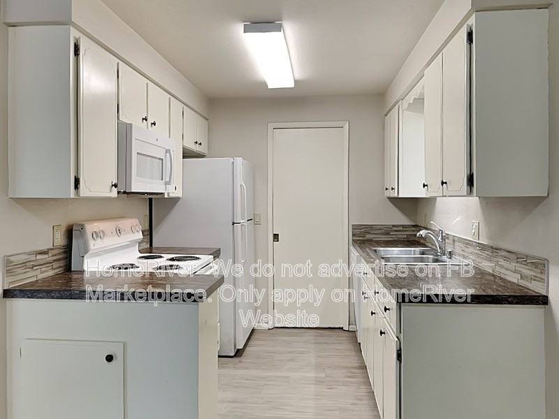 1225 E 29th Ave - Photo 4 of 24