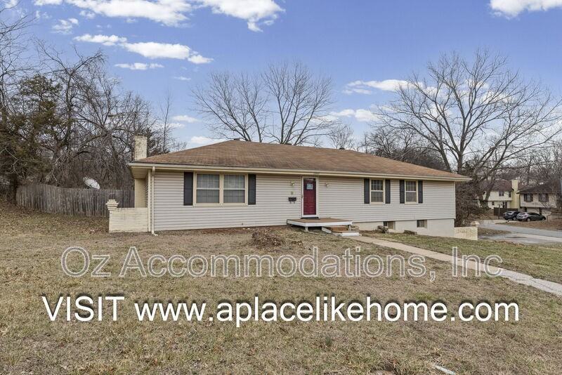 11007 Cleveland Ave - Photo 3 of 37