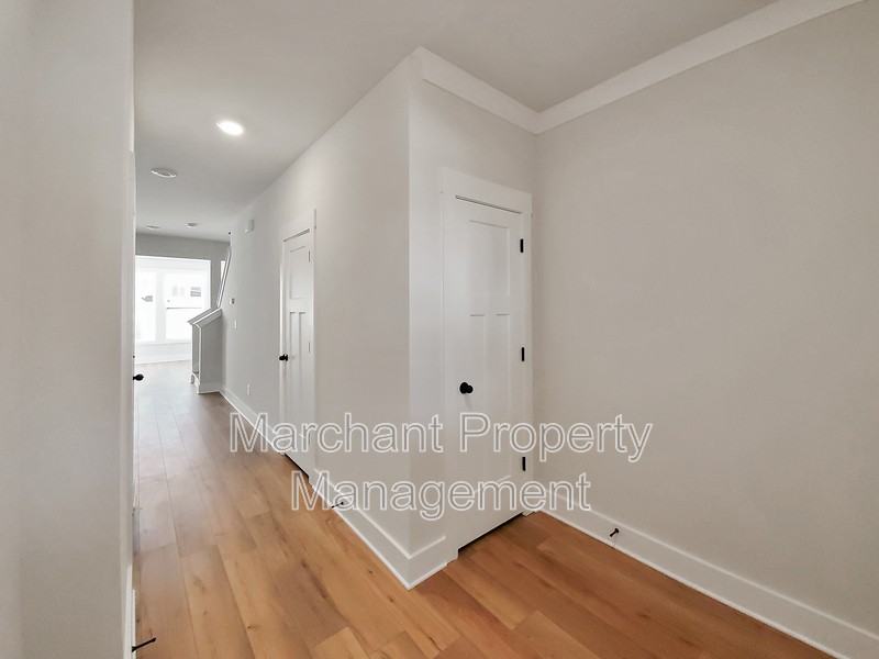 63 Meteora Way - Photo 3 of 37