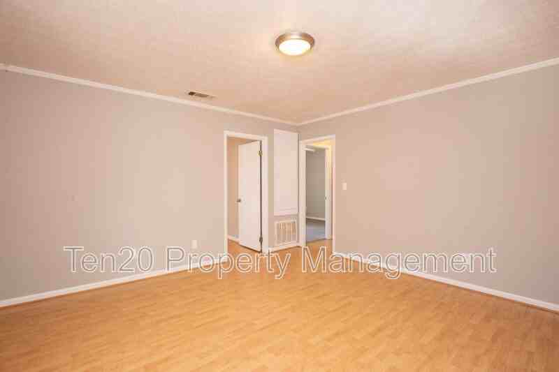 2642 White Chapel Dr - Photo 7 of 19