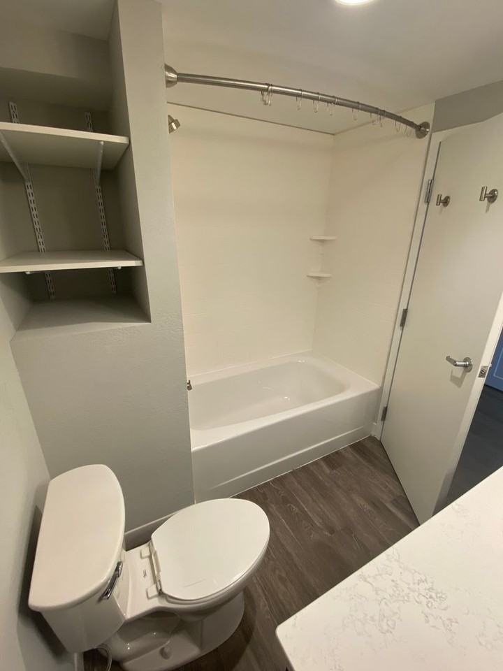 Creekview Court - Photo 5 of 15