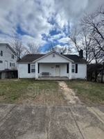 featured image of 207 W Washington Ave