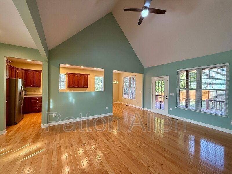 53 Helen Holcombe Way - Photo 2 of 49