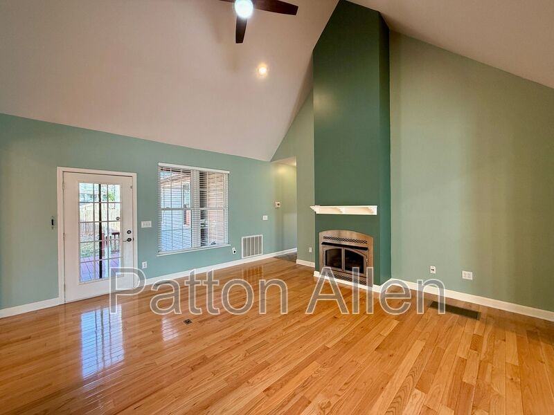 53 Helen Holcombe Way - Photo 4 of 49