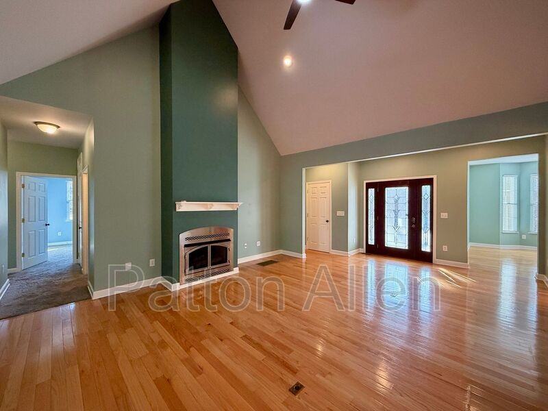 53 Helen Holcombe Way - Photo 5 of 49