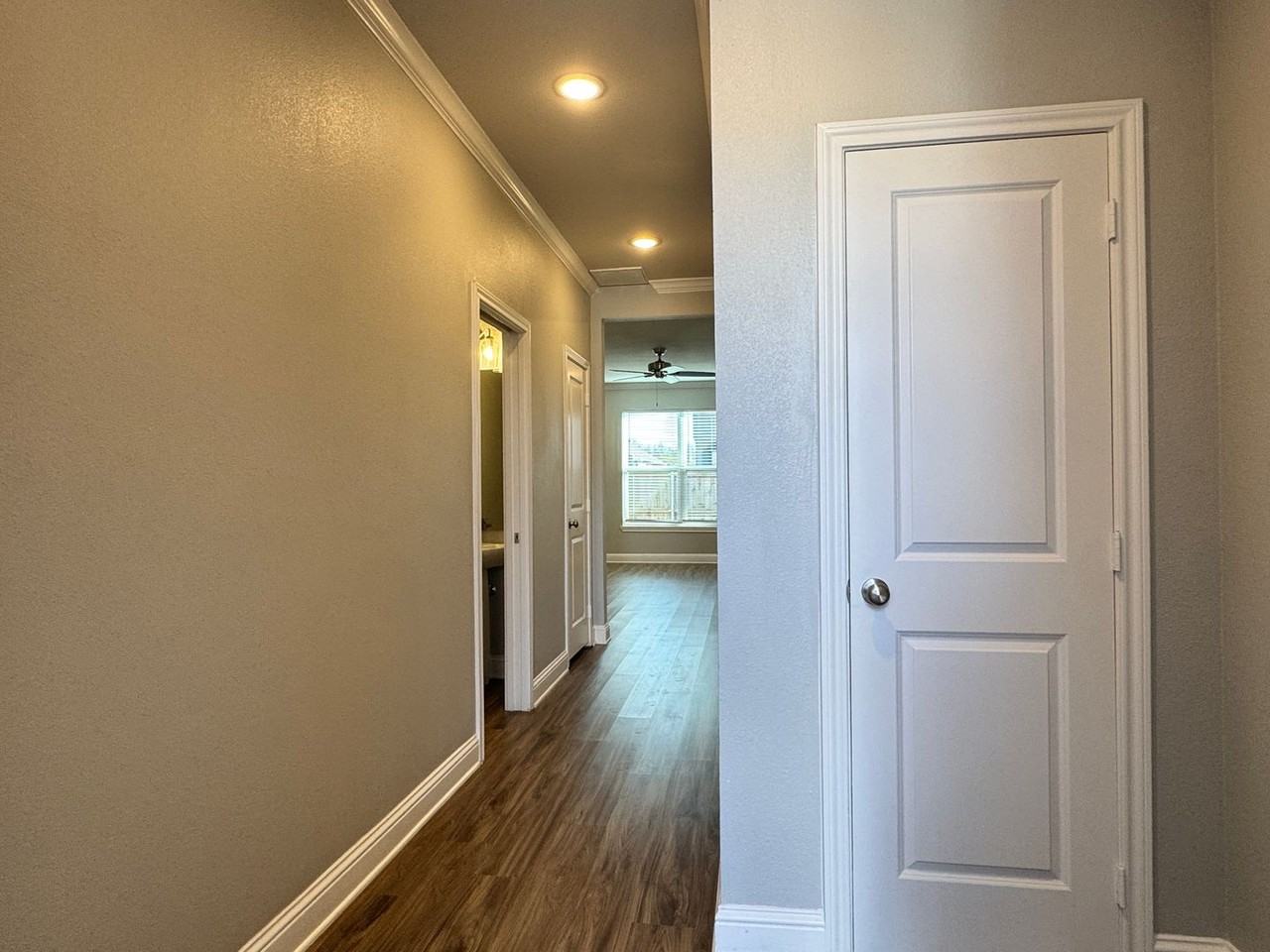 Aria Village - Photo 4 of 31