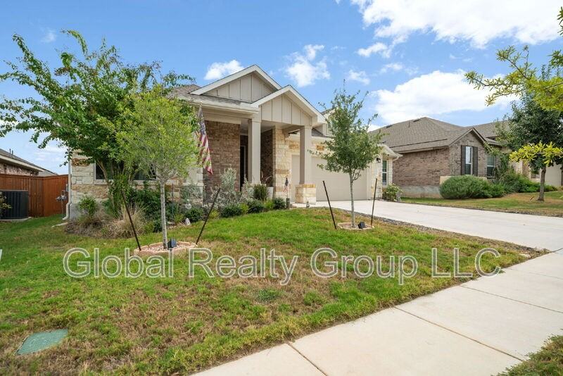 2227 Quince Ave - Photo 3 of 27