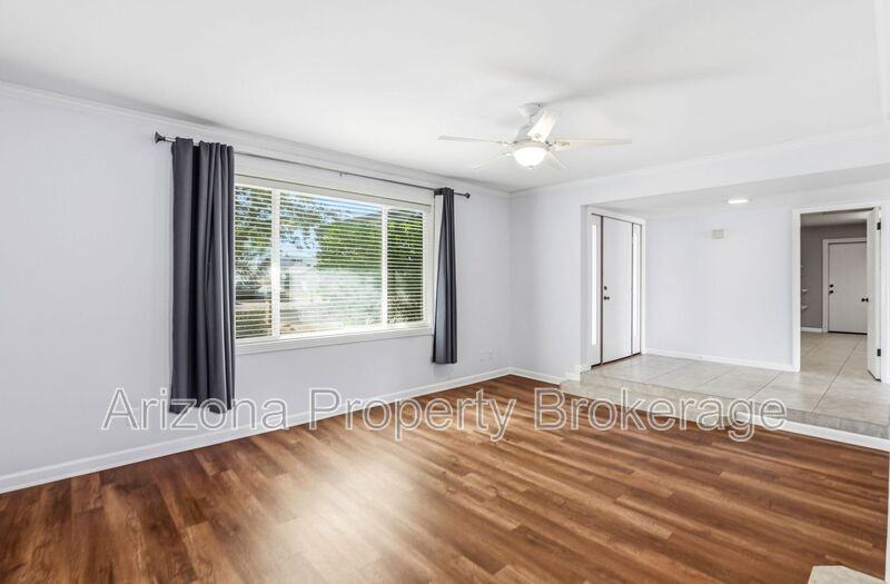 1704 E Bell De Mar Dr - Photo 5 of 30