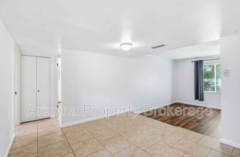 1704 E Bell De Mar Dr - Photo 7 of 30