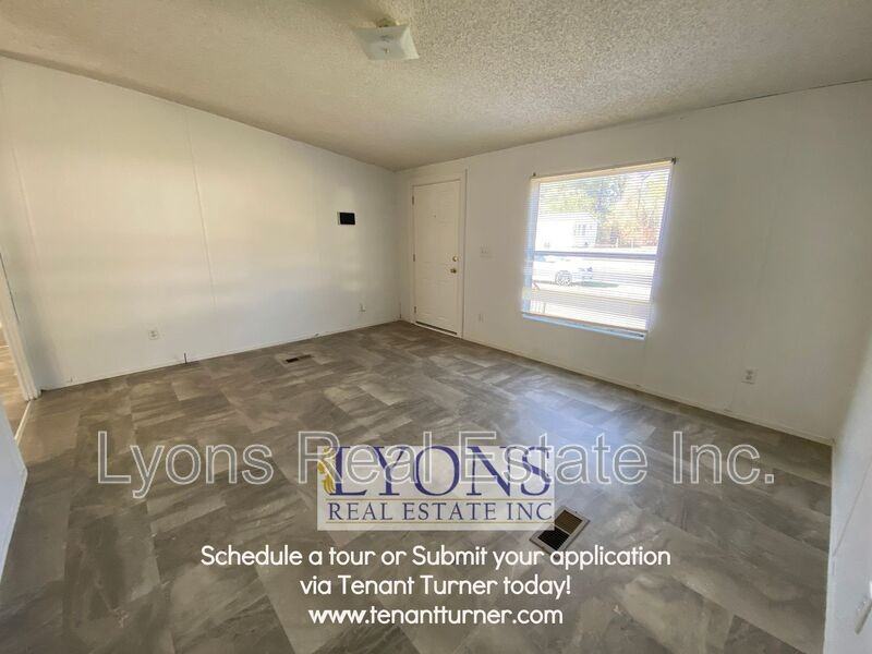 1001 Pleasantdale Cir - Photo 3 of 20