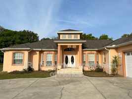 featured image of 10346 Swcourt