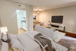 featured image of S Maryland Pkwy