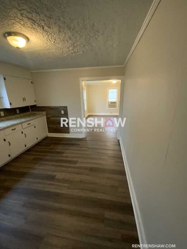 114 S Cox St - Photo 3 of 18