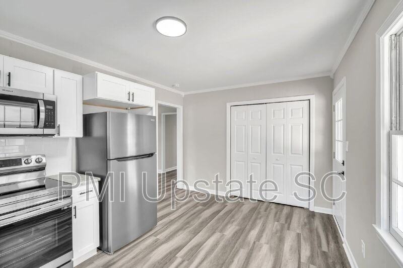 120 Abbotsford Dr - Photo 5 of 31