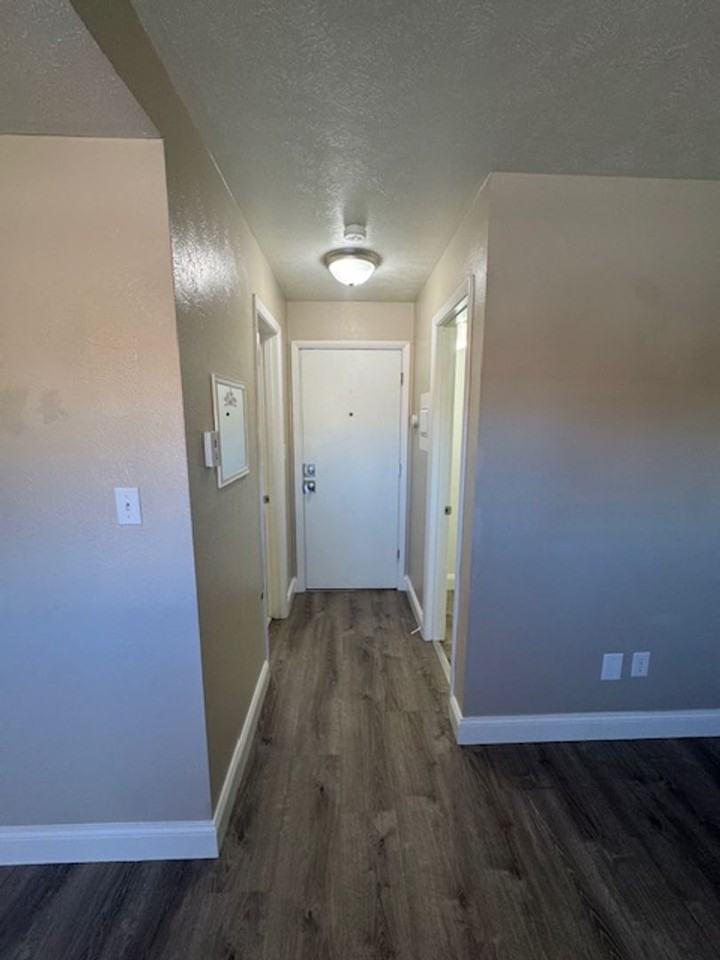 512 State St #13 - Photo 7 of 10