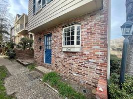 featured image of 1919 Georgia Ave