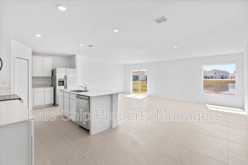 5131 Magnolia Palm Dr - Photo 5 of 37