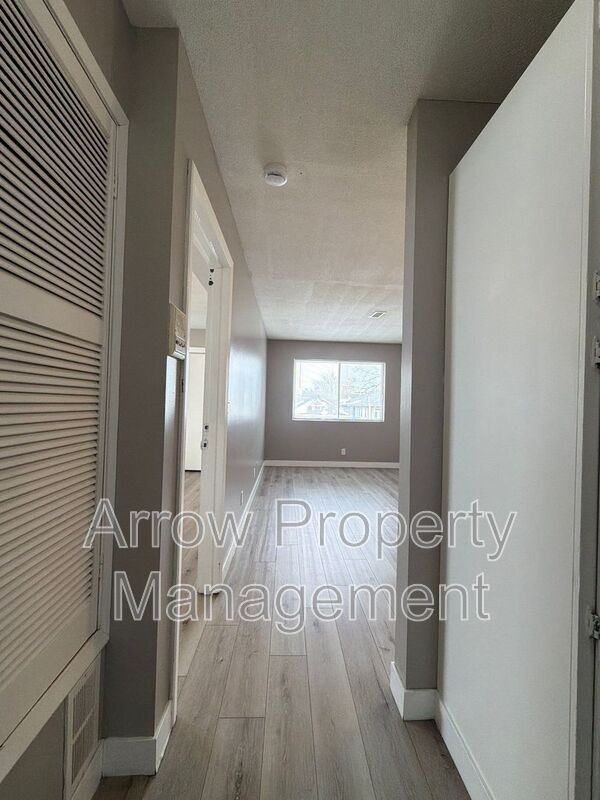 1111 E St #3 - Photo 2 of 10