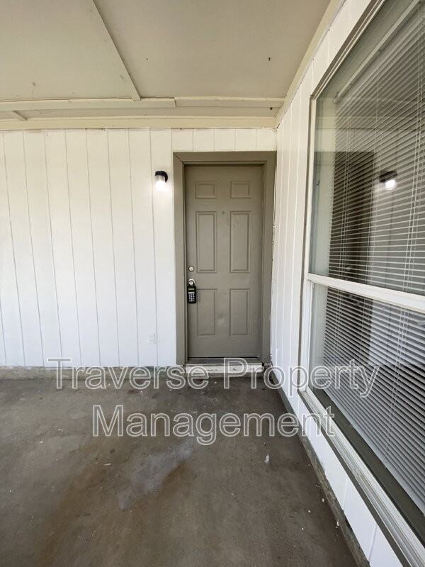 6808 Trail Lake Dr #A - Photo 2 of 24