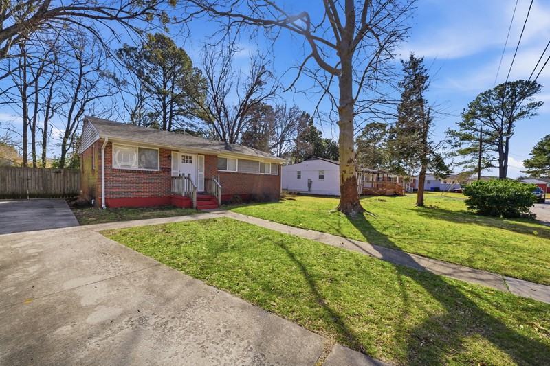 613 Normandy St - Photo 4 of 28