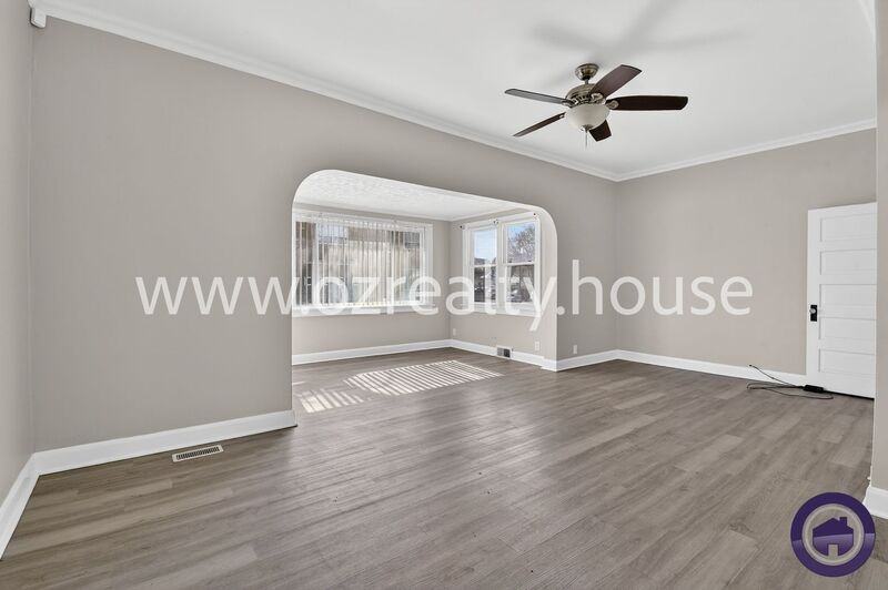 1232 Walbridge Ave - Photo 6 of 19