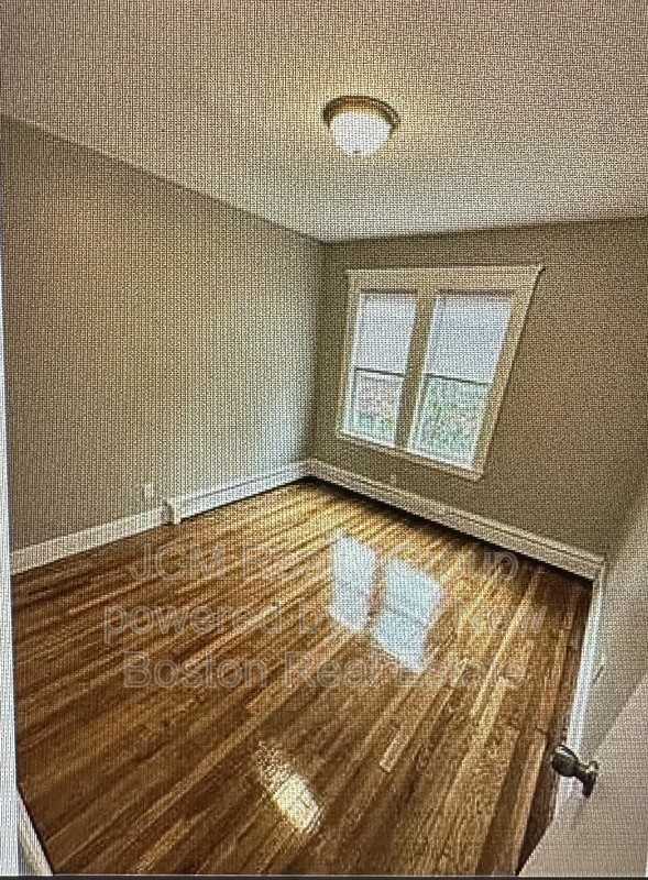 196 Washington St #U3 - Photo 3 of 4